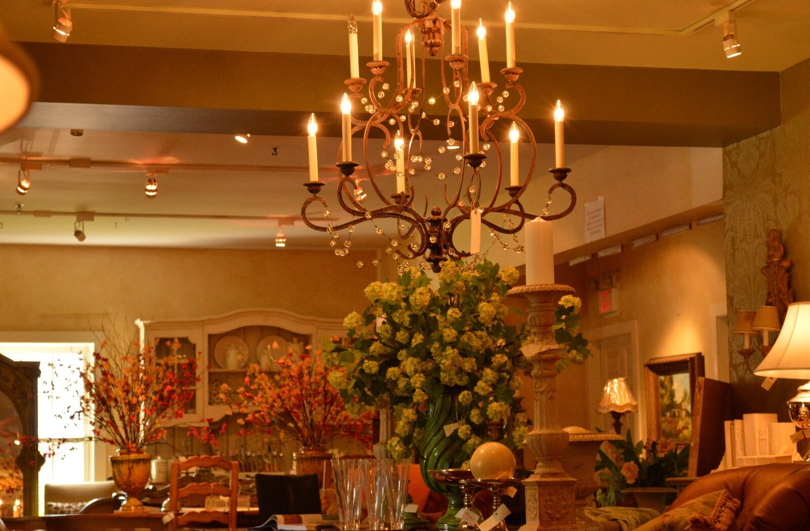 Showroom — chandelier and dining display